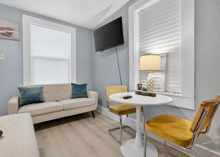 Holiday home Unit 17 Minimalist Comfort *