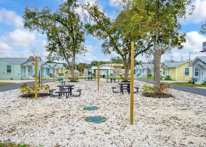 Unit 17 Minimalist Comfort Holiday home Pensacola
